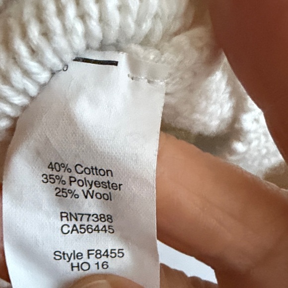 J Crew Cable Knit Sweater Ivory
Casual Pullover Wool Cotton Blend - Picture 5 of 5